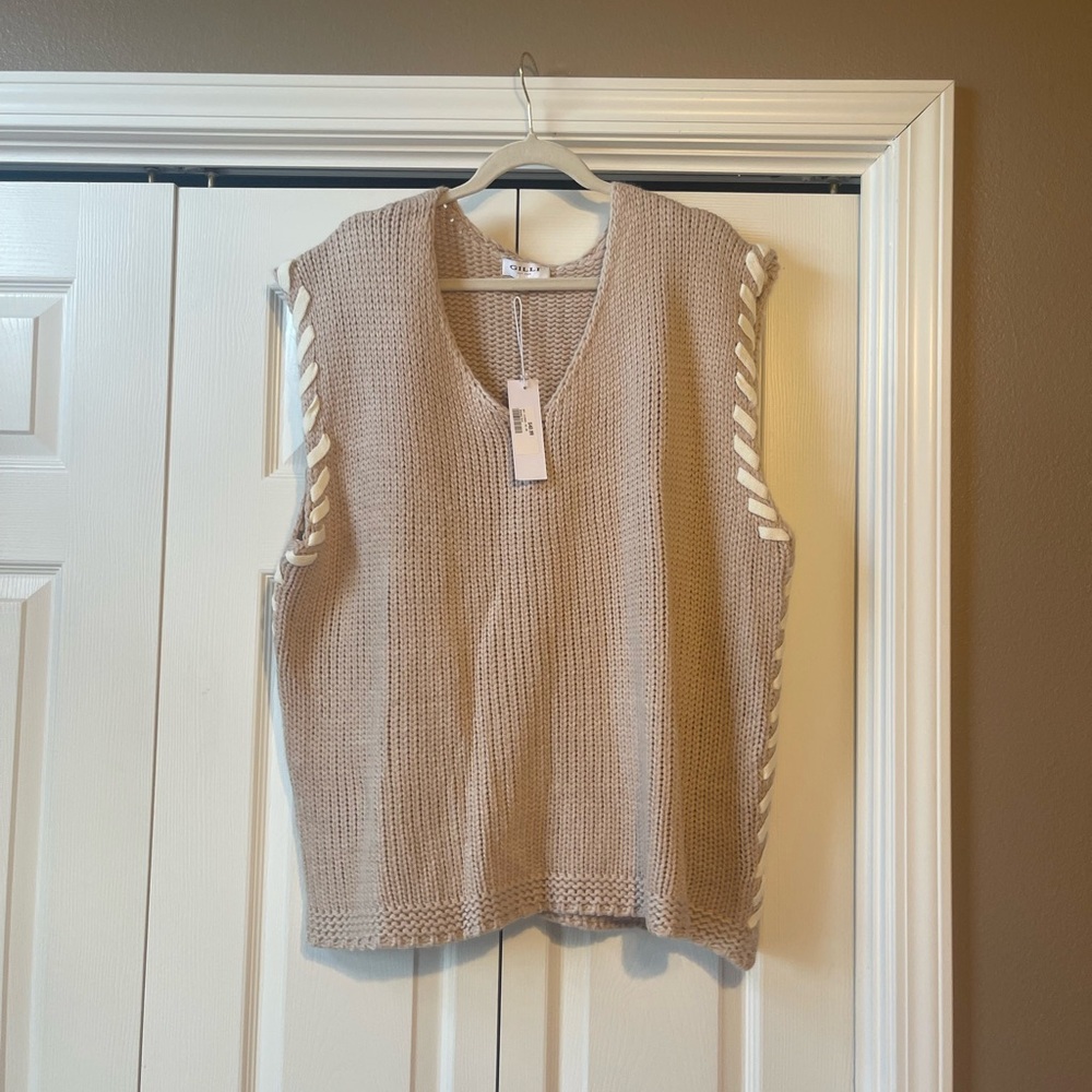 Gilli Beige Knit Tank Top with White Accents